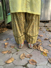 Yellowish Tan-06